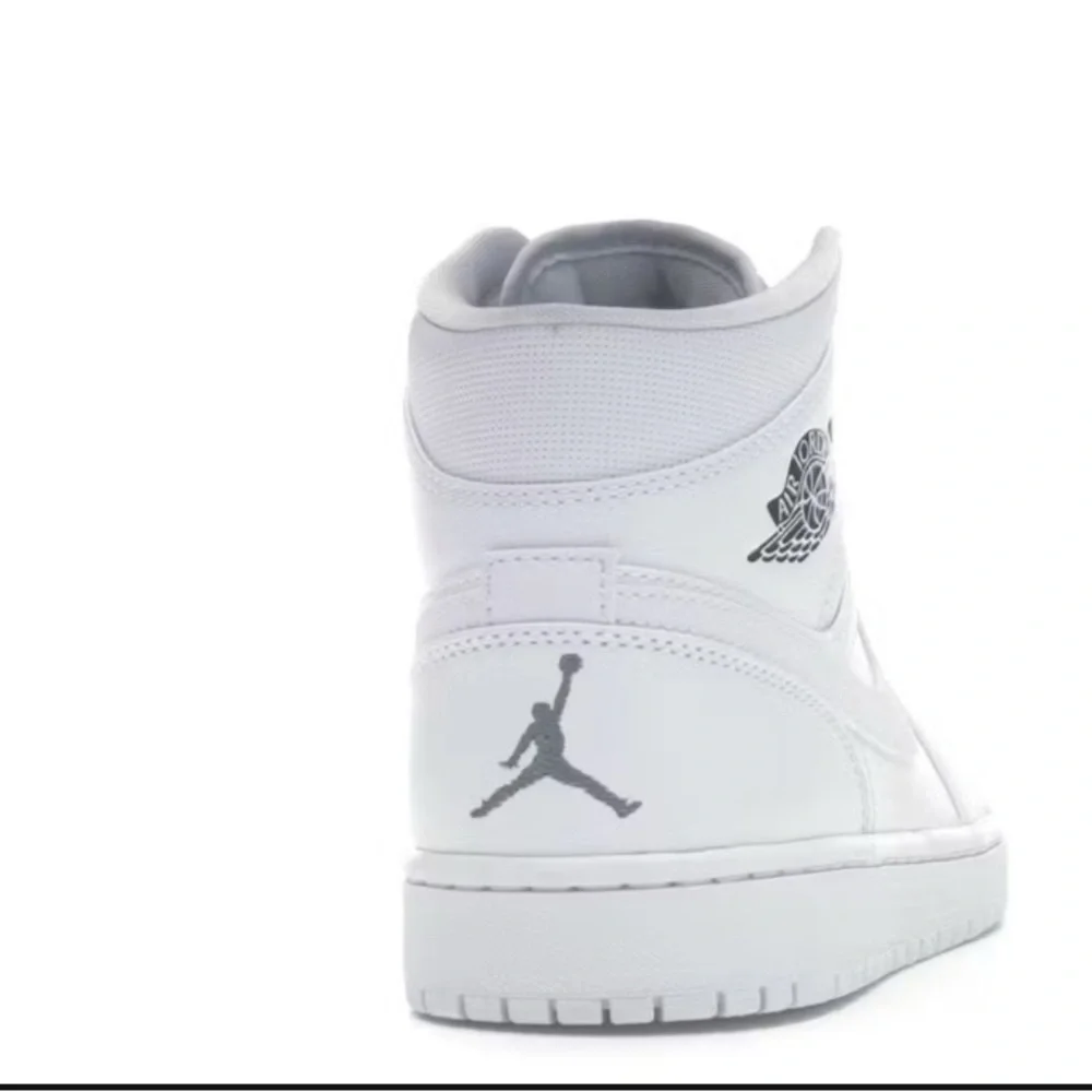 Jordan White Sneakers‎